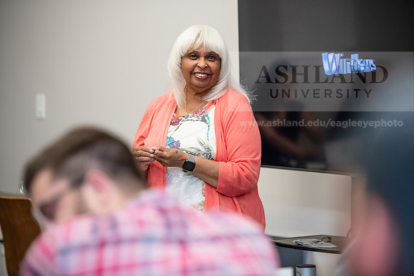 EducationalLeadershipOrgBehaviorClass0923AWB_6416