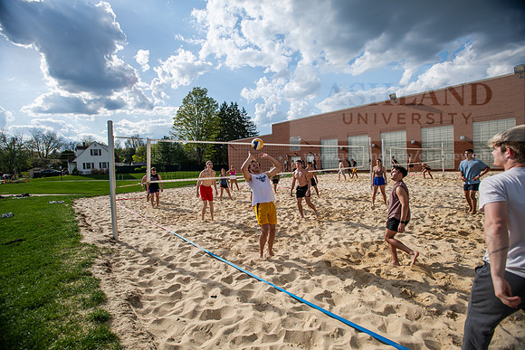 180SpringCampusLife0425AWB_0327
