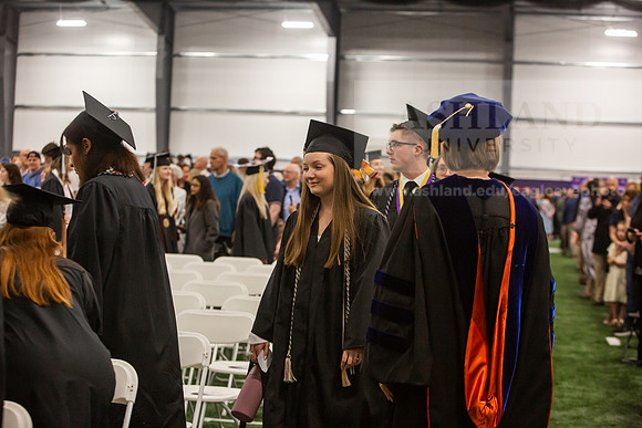 130SpGradProcessional0525JH6Q8B8193