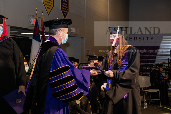 019MasterBusinessWiGrad1221ALW_6693