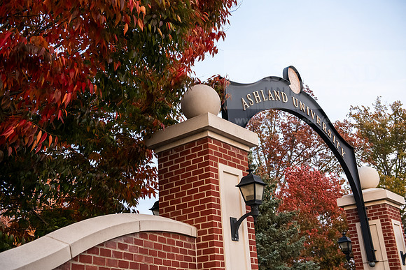 FallCampusLife1024AWB_7815