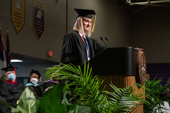 219WiGradCeremony1221ALW_6551