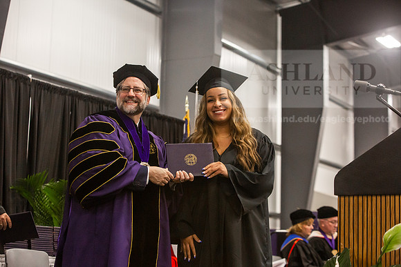 076SpGradBachelorArts0525JH6Q8B8892