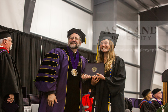 125SpGradBachelorScience0525JH6Q8B9129