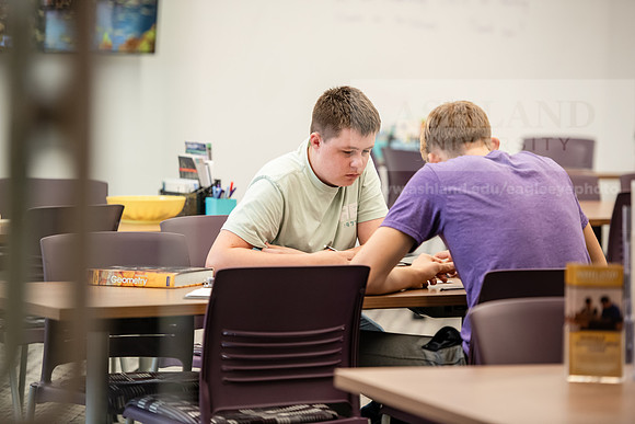 HCLCTutoringSession1024AWB_8093
