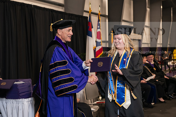 051SpGradBachelorNursing0524AWB_9741