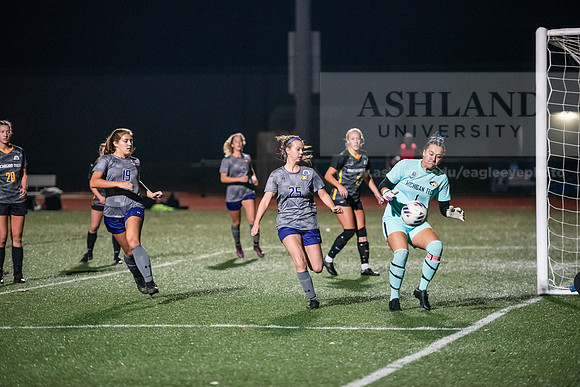 AUvMITechWSoccerDIIRegionals1123ALW_6401