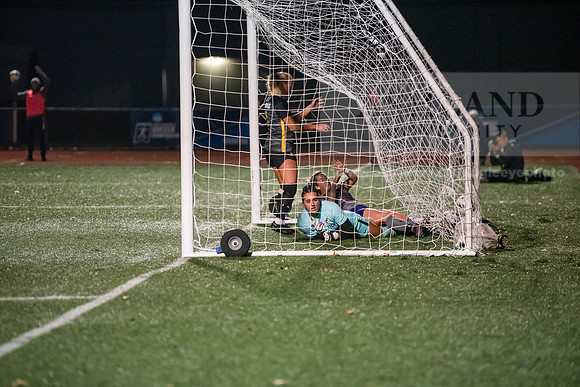 AUvMITechWSoccerDIIRegionals1123ALW_6411