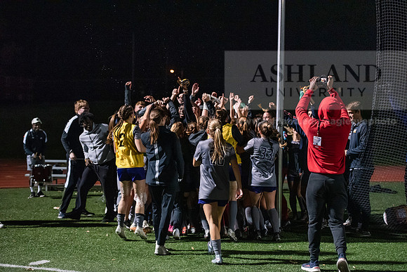 AUvMITechWSoccerDIIRegionals1123ALW_6797