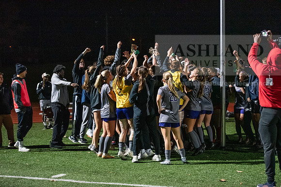 AUvMITechWSoccerDIIRegionals1123ALW_6804