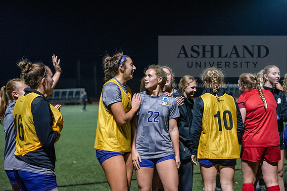 AUvMITechWSoccerDIIRegionals1123ALW_6832