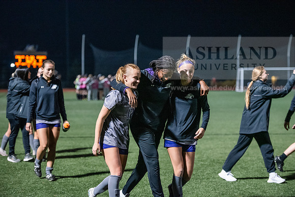AUvMITechWSoccerDIIRegionals1123ALW_6862