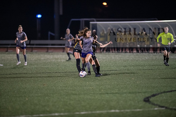 AUvMITechWSoccerDIIRegionals1123AWB_0070