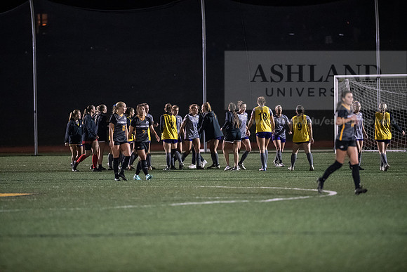 AUvMITechWSoccerDIIRegionals1123AWB_0174