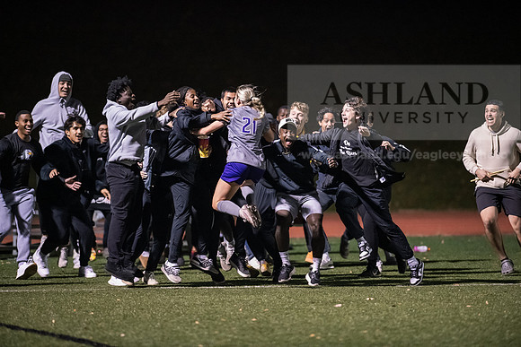 AUvMITechWSoccerDIIRegionals1123AWB_0353