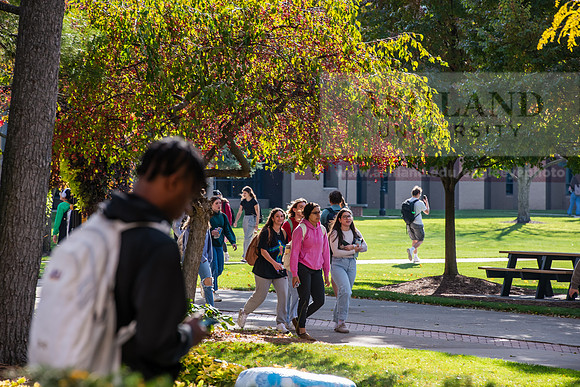 FallCampusLife1024AWB_5484