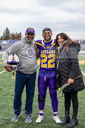 FootballGameSeniorPictures1123MC_1518