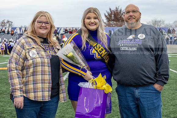 FootballGameSeniorPictures1123MC_1554