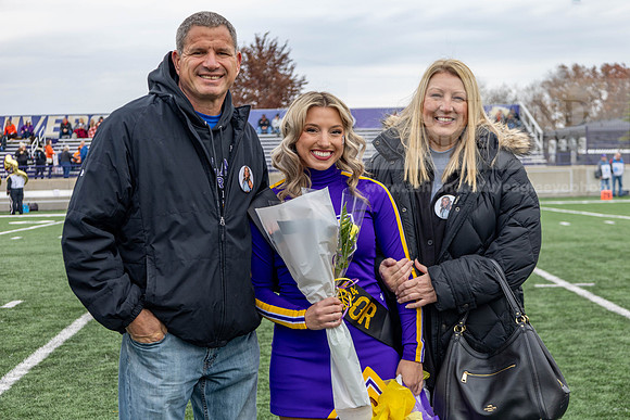 FootballGameSeniorPictures1123MC_1561