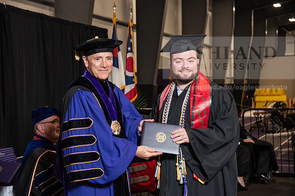 160SpGradBachelorArts0524TR_DSC_5284