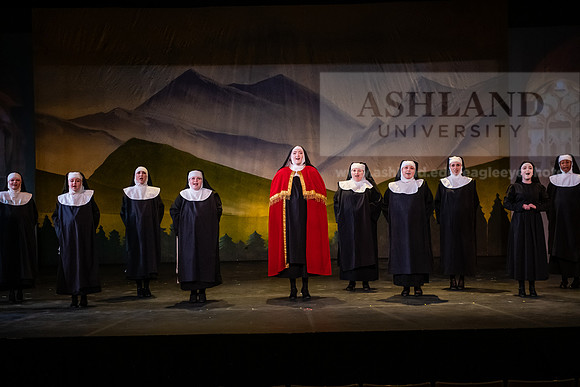 TheatreSoundOfMusic0325AWB_3103