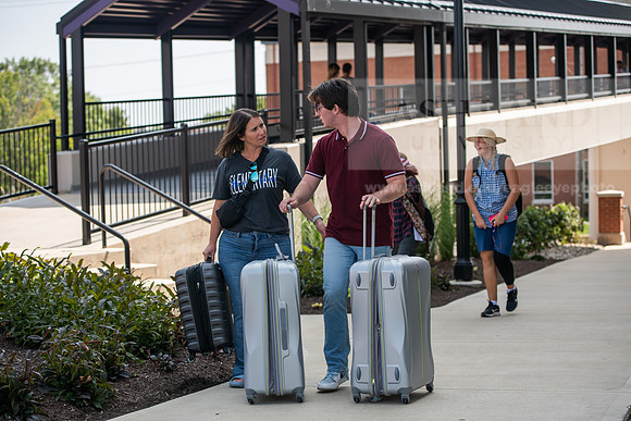 MoveInDay0824AWB_0644