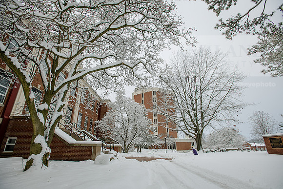 WinterCampusLife0123ALW_3159