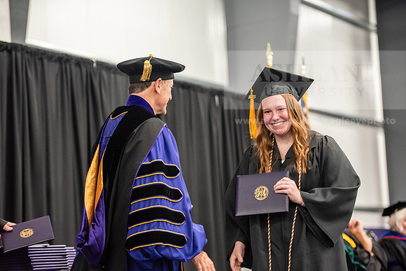 102SpGradBachelorNursing0524TR_ALW_8184