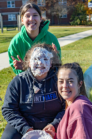 PieAPhi112223MC_5122