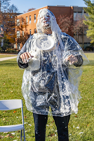 PieAPhi112223MC_5169