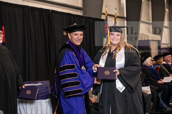 156SpGradBachelorNursing0524AWB_9812