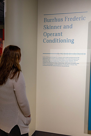 AkronUniversityPsychologyMuseumTrip113023MC_1894