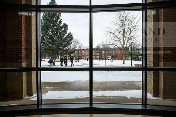 StudentsReturnWinterCampus0125AWB_6330