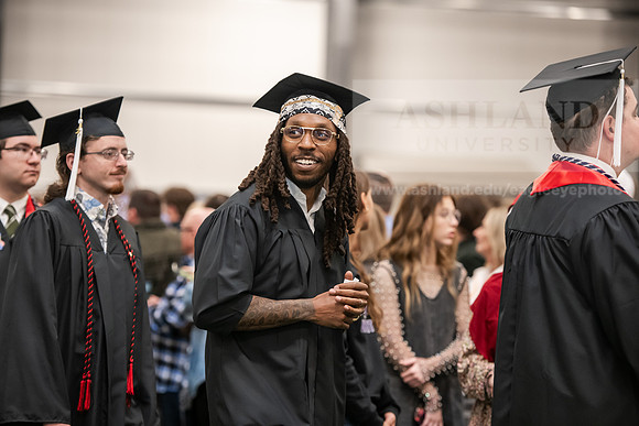 167SpGradProcessional0525AWB_2425