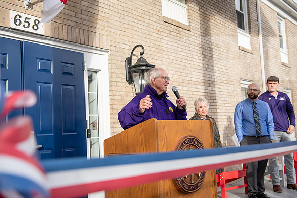 HomecomingUSAHouseRibbonCeremony1023AWB_5980