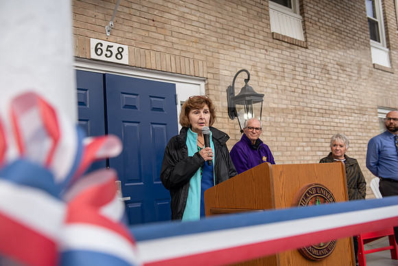 HomecomingUSAHouseRibbonCeremony1023AWB_6011