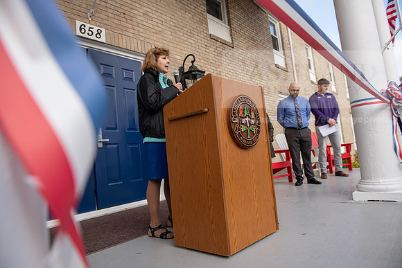 HomecomingUSAHouseRibbonCeremony1023AWB_6022