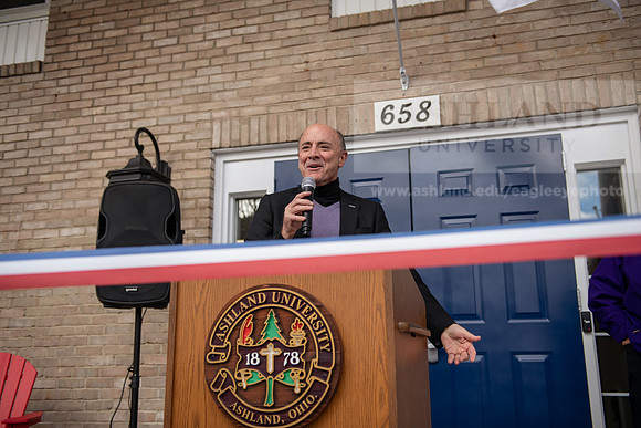 HomecomingUSAHouseRibbonCeremony1023AWB_6070