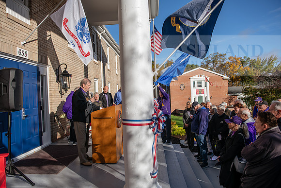 HomecomingUSAHouseRibbonCeremony1023AWB_6219