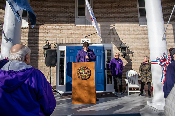HomecomingUSAHouseRibbonCeremony1023AWB_6256
