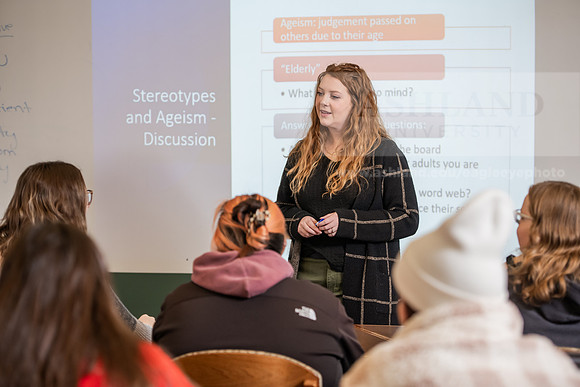 ProfQuinteroDevPsychology1123AWB_2036