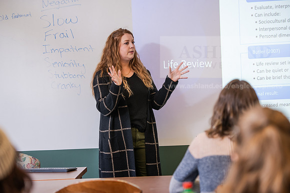 ProfQuinteroDevPsychology1123AWB_2065
