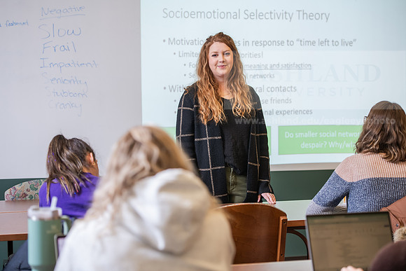ProfQuinteroDevPsychology1123AWB_2135