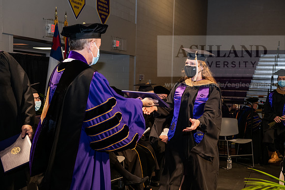 024MasterBusinessWiGrad1221ALW_6697