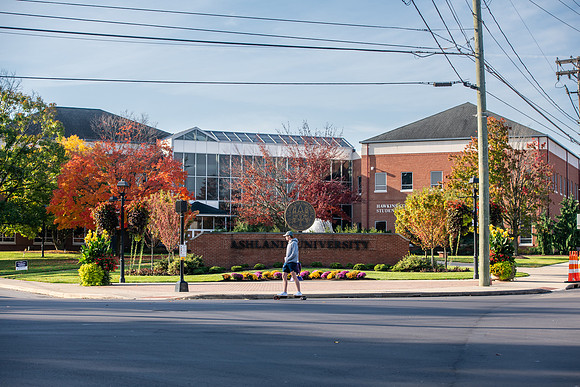 FallCampusLife1024AWB_4989