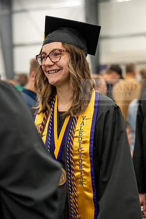 239SpGradProcessional0525AEAU-Graduation-2025-Andrew-0114