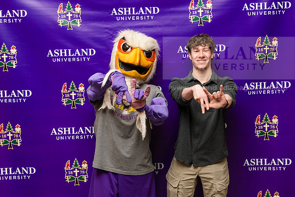 016Young_Cooper_FutureEagle0125AWB_1861
