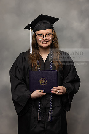 099SpGradBachelorArts0524CCP10890