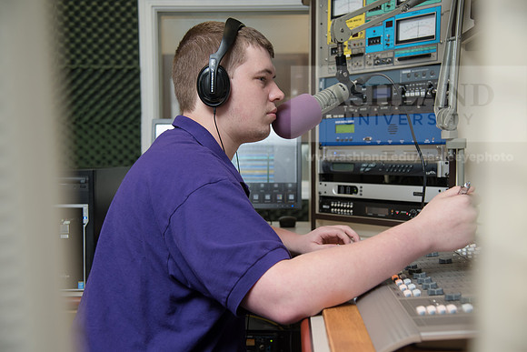 WRDLRadio0916ALW_8235