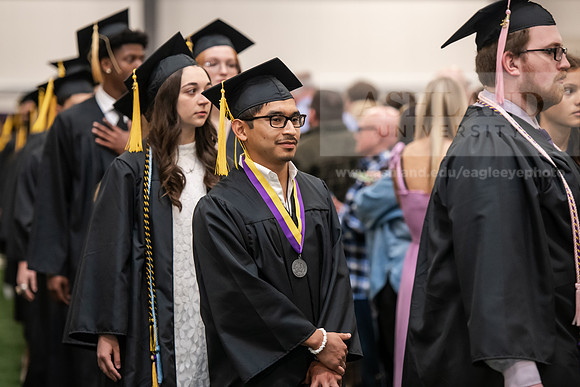 191SpGradProcessional0525AWB_2437